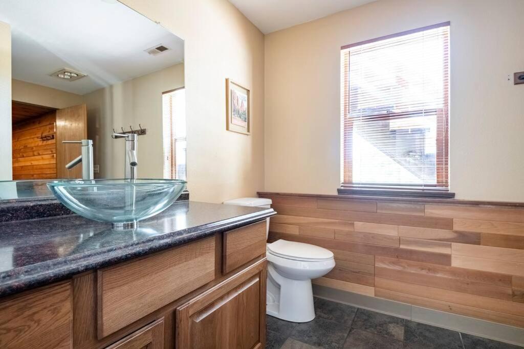 Private Hot Tub Overlooking Pikes Peak 우드랜드 파크 외부 사진